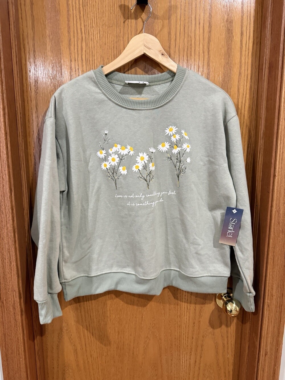 Starlet Sweater Size S, Green With Flowers, NWT